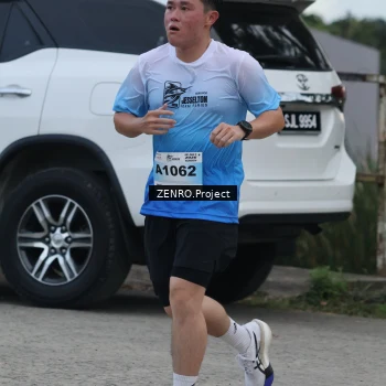 Runner Photo 2275673