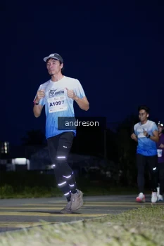 Runner Photo 2276021