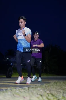 Runner Photo 2276046