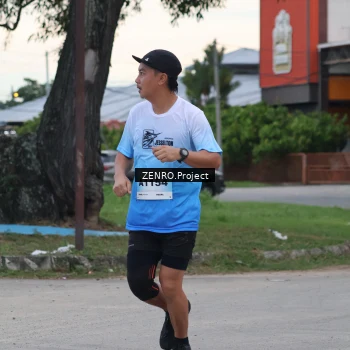 Runner Photo 2276751