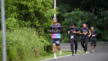 Runner Photo 2278345