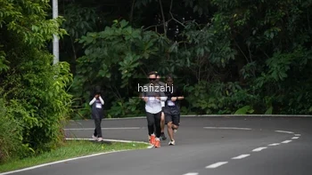 Runner Photo 2278415