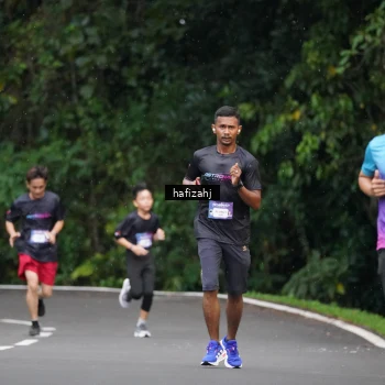 Runner Photo 2278875