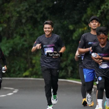 Runner Photo 2279101