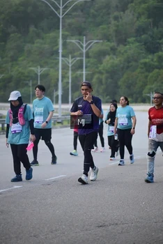 Runner Photo 2279135