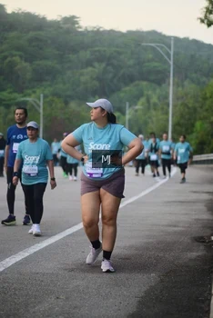 Runner Photo 2279353