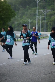 Runner Photo 2279380