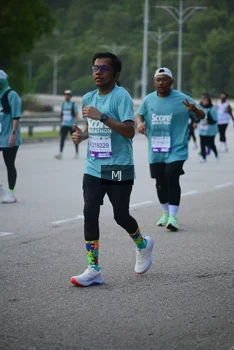 Runner Photo 2279751