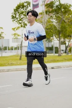 Runner Photo 2281743
