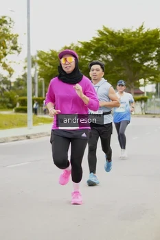 Runner Photo 2281780