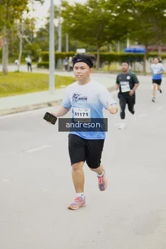 Runner Photo 2282053