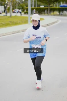 Runner Photo 2282220