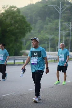 Runner Photo 2282236