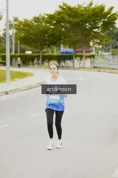 Runner Photo 2282346