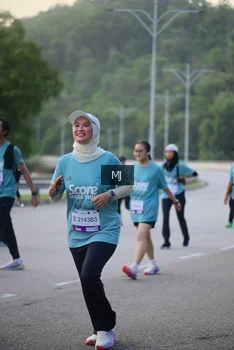 Runner Photo 2282515