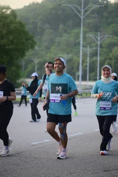 Runner Photo 2282543