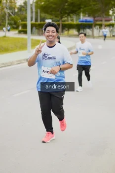 Runner Photo 2282596