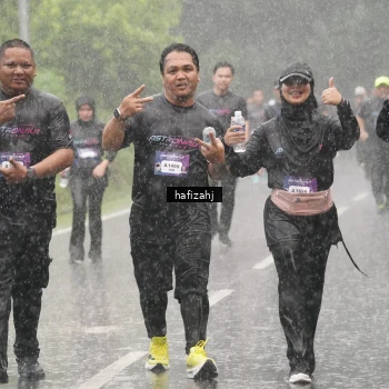 Runner Photo 2283344