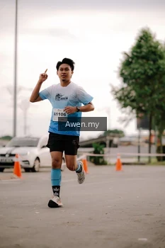 Runner Photo 2283621