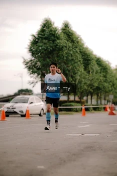 Runner Photo 2284035