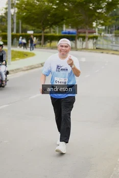 Runner Photo 2284202