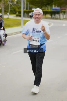 Runner Photo 2284256