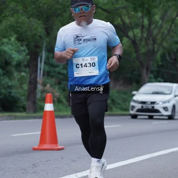 Runner Photo 2284258