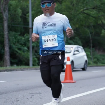 Runner Photo 2284268