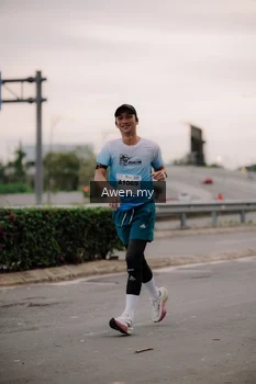 Runner Photo 2284378