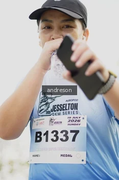 Runner Photo 2284860
