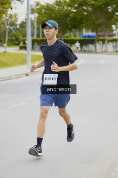 Runner Photo 2284982