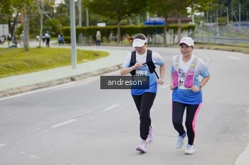 Runner Photo 2285076