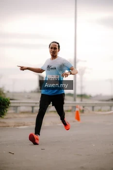 Runner Photo 2285330