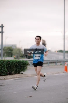 Runner Photo 2285442