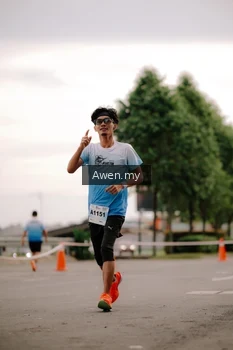 Runner Photo 2285824