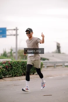 Runner Photo 2285877