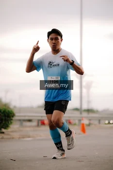 Runner Photo 2285918