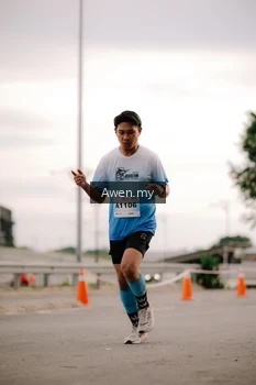 Runner Photo 2286035
