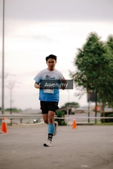 Runner Photo 2286141