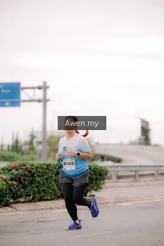 Runner Photo 2286386