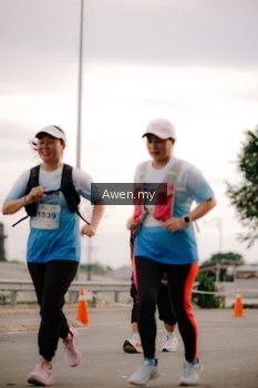 Runner Photo 2286843