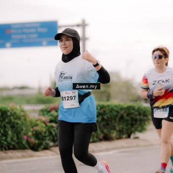 Runner Photo 2288594
