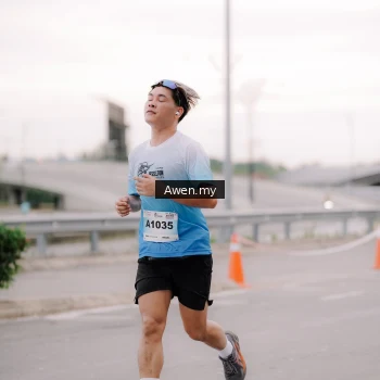 Runner Photo 2289877