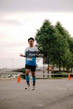 Runner Photo 2290007