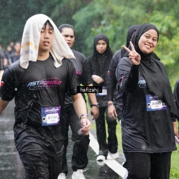 Runner Photo 2290057