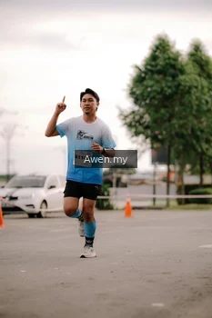 Runner Photo 2291454