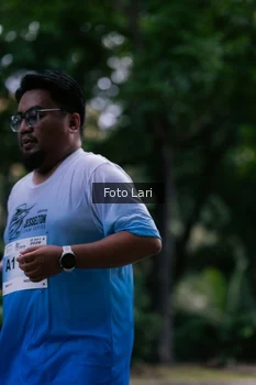 Runner Photo 2292042