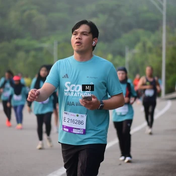 Runner Photo 2292340
