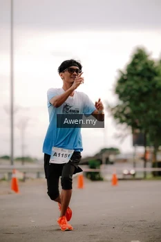 Runner Photo 2294048