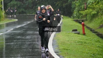 Runner Photo 2295585